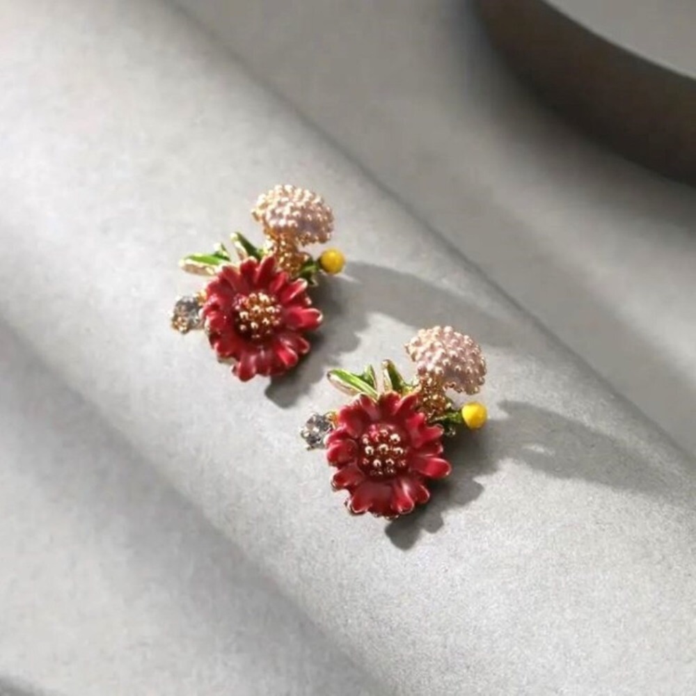 NEW Clarissa Red and Pink Enamel Flowers Crystal Stud Earrings Pierced